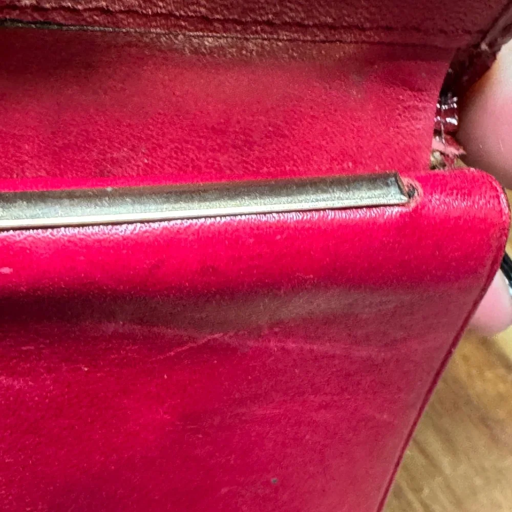 Vintage Italian Red Calf Leather Florentine Gilt Wallet Fiocchi Italy Snap Gold